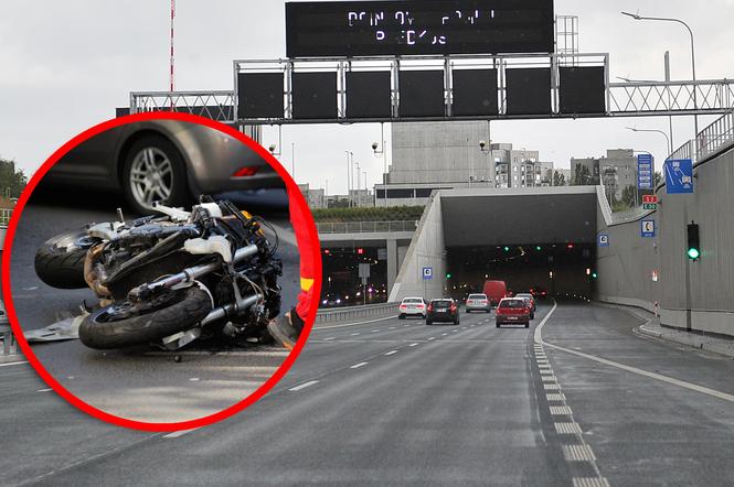 Zderzenie motocykla z samochodem osobowym w Warszawie. Dwie osoby trafiły do szpitala