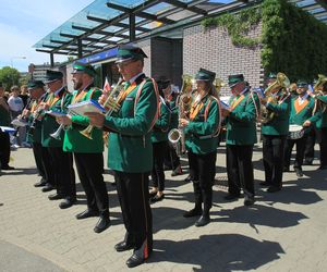 Warszawa pielęgnuje tradycję hutniczą. Kolorowa parada przeszła ulicami miasta