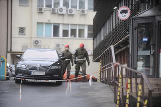 Wojsko chroni prezesa