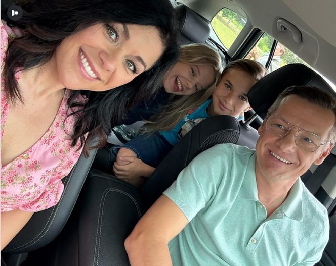 M jak miłość. Rodzinne wakacje Zduńskich bez bliźniaczek! Co stanie się z Emilką i Zuzią? - ZDJĘCIA