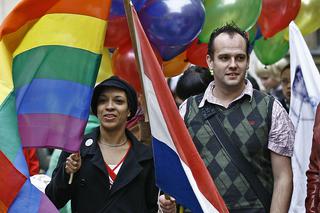 Warszawa: ONR kontra geje i lesbijki. 17 lipca - dwie parady w jednym dniu