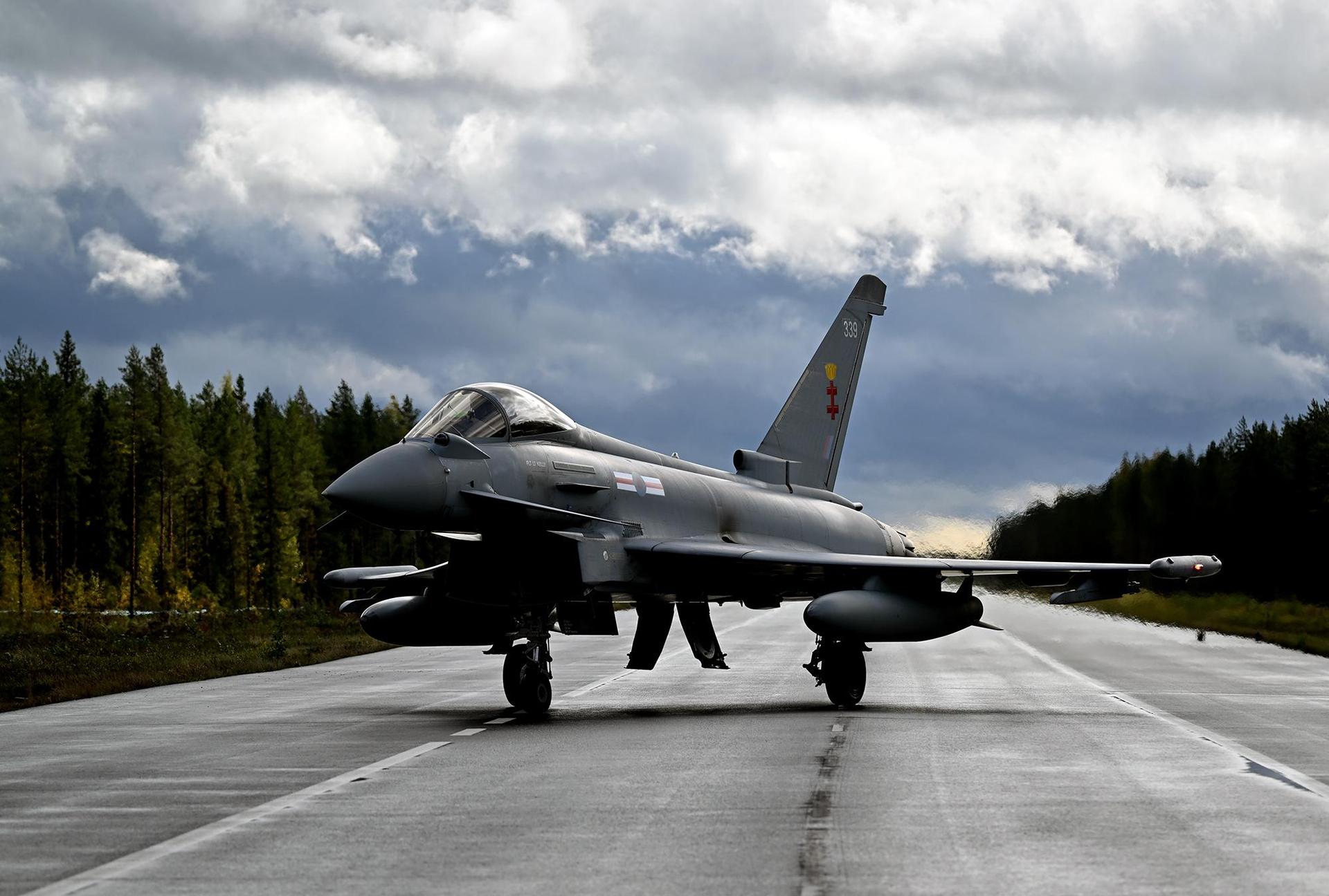 Eurofighter na drodze 