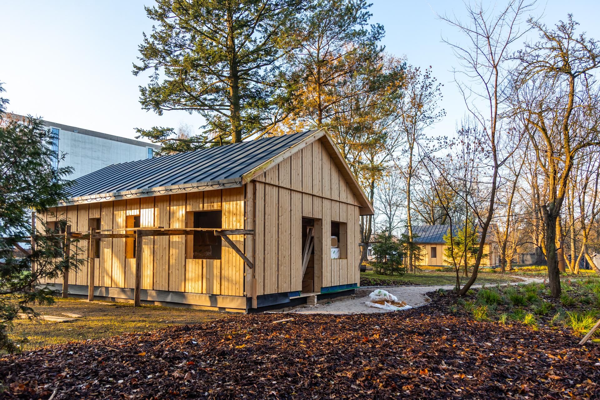 Odbudowa domków fińskich na Polu Mokotowskim