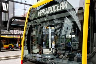 Komunikacja miejska we Wrocławiu za darmo! Dziś jeździmy tramwajami i autobusami bez biletu
