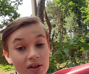 M jak miłość. Misiek (Aleksander Bożyk) na planie