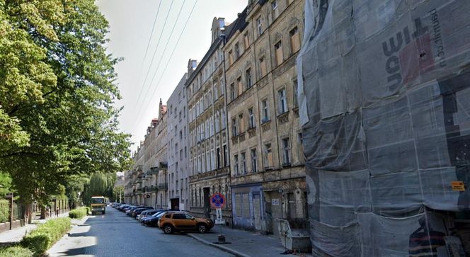 Miasto przecenia „przeklętą” kamienicę we Wrocławiu. Nadal nikt jej nie chce