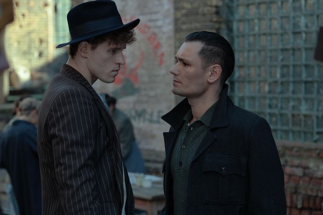 Zatoka szpiegów 2 sezon ostatni odcinek 19 (odc. 10). Staszek (Karol Biskup), Franz (Bartosz Gelner)