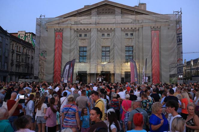 Potańcówka przed Teatrem Śląskim w Katowicach (09.08)