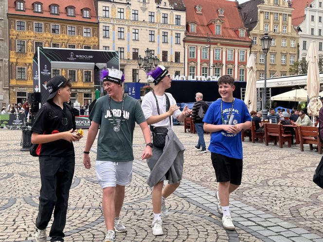 Wrocław żyje finałem Ligi Konferencji Europy. Kibice Betisu i Chelsea już w strefach kibica!