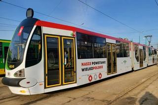 Powstańczy tramwaj wrócił, jak co roku na ulice Poznania. Przypomina o 104. rocznicy Powstania Wielkopolskiego