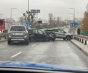 Częstochowa: 15 kolizji drogowych w niespełna 3 godziny. Kierowcy nie radzą sobie z warunkami na drodze