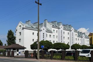 Opętany zazdrością wbił w partnerkę pięć noży! Wstrząsające szczegóły makabry w Ząbkach