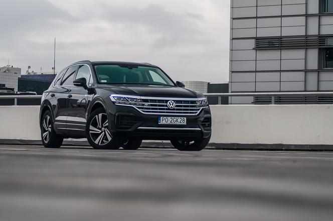 TEST Volkswagen Touareg 3.0 V6 TDI 286 KM R Line: skok technologiczny