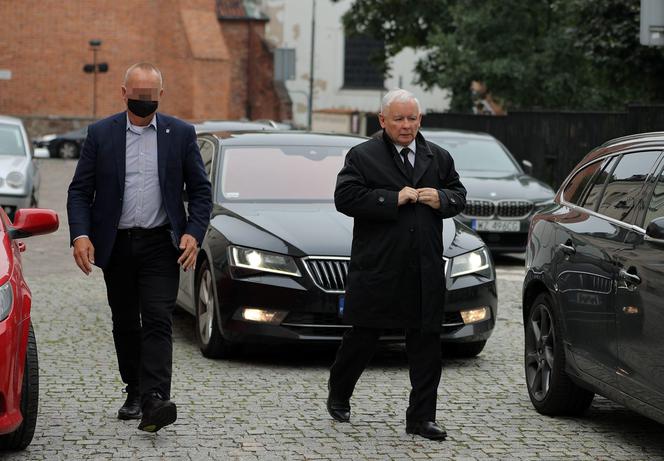 Jarosław Kaczyński poszedł do kościoła