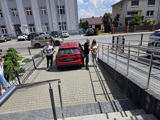 Doprowadzenie Kamili K. i Eryka L.