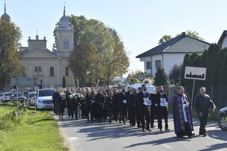 Ciała Magdy i Gabrysi złożone w grobie