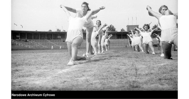 Stadion Olimpijski we Wrocławiu tuż po wojnie. To tutaj rozgrywano mecze piłki nożnej