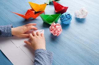 Origami dla dziecka - rozwija  i uczy. Jakie ma zalety edukacyjne?