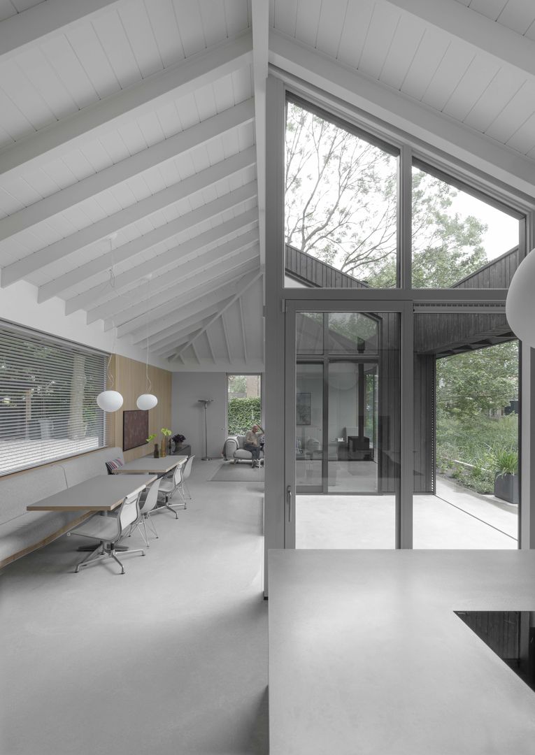 Senior Shelter od i29 architects