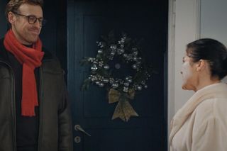 M jak miłość, odcinek 1858: Kinga (Katarzyna Cichopek), Dariusz Hoffman (Mateusz Rusin)