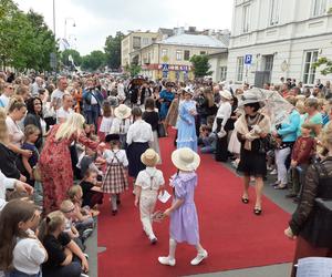 Siedlczanie mogli wsiąść w wehikuł czasu i zobaczyć ulicę Pułaskiego - Piękną sprzed stu lat