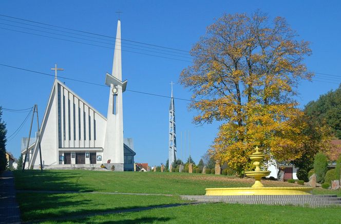 Ta wieś w Małopolsce miała kiedyś dwie nazwy. Znajdowała się w niej największa stadnina koni