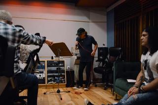 Slash opowiedział o współpracy z Brianem Johnsonem i Iggym Popem nad nowym albumem