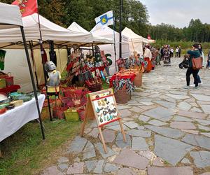 Odbywający się w Mrozach Festyn Archeologiczny to wydarzenie, które z roku na rok przyciąga coraz więcej umieszkańców regionu i turystów