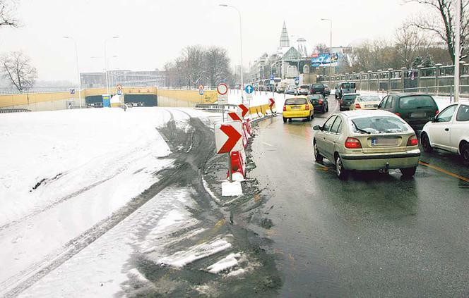 Nie potrafią naprawić tunelu