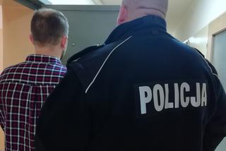 UKRADŁ samochód. Najpierw wjechał w płot i na nim zawisł, potem ZASNĄŁ