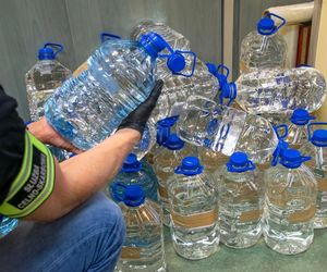 Blisko 200 litrów bimbru bez akcyzy. Akcja KAS na Podlasiu