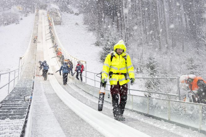 Skoki narciarskie w Engelbergu. Jak poradzili sobie Polacy? 