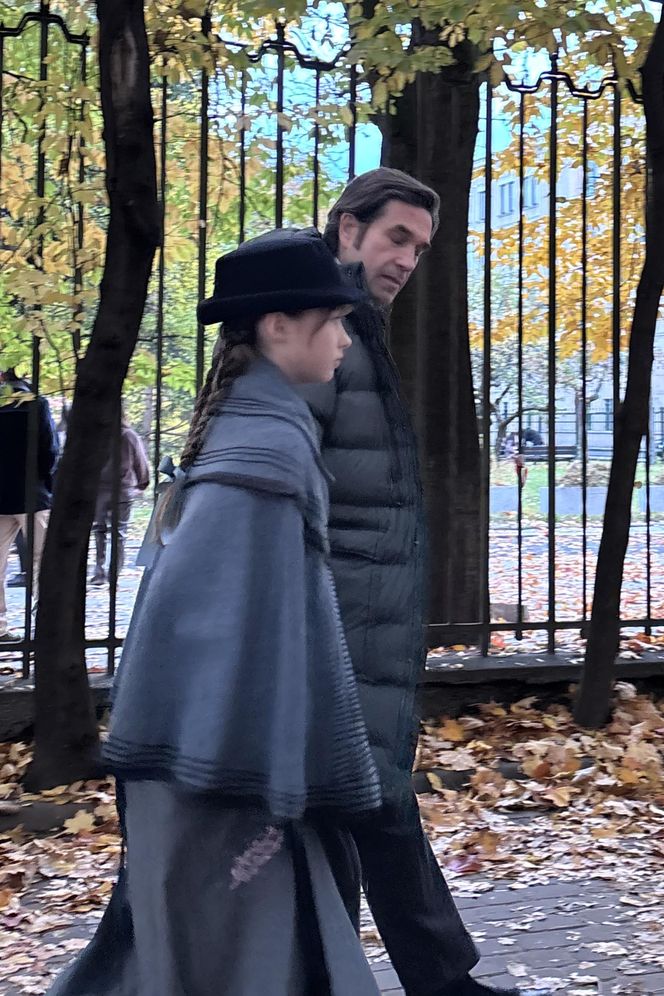 Gwiazdy marzną na planie "Lalki"