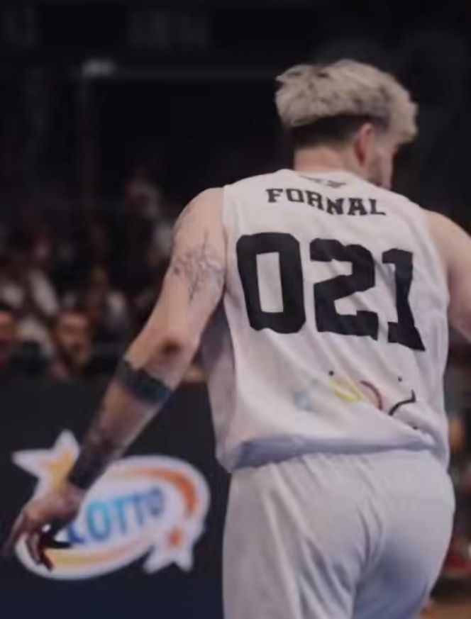 Tomasz Fornal pokochał koszykówkę