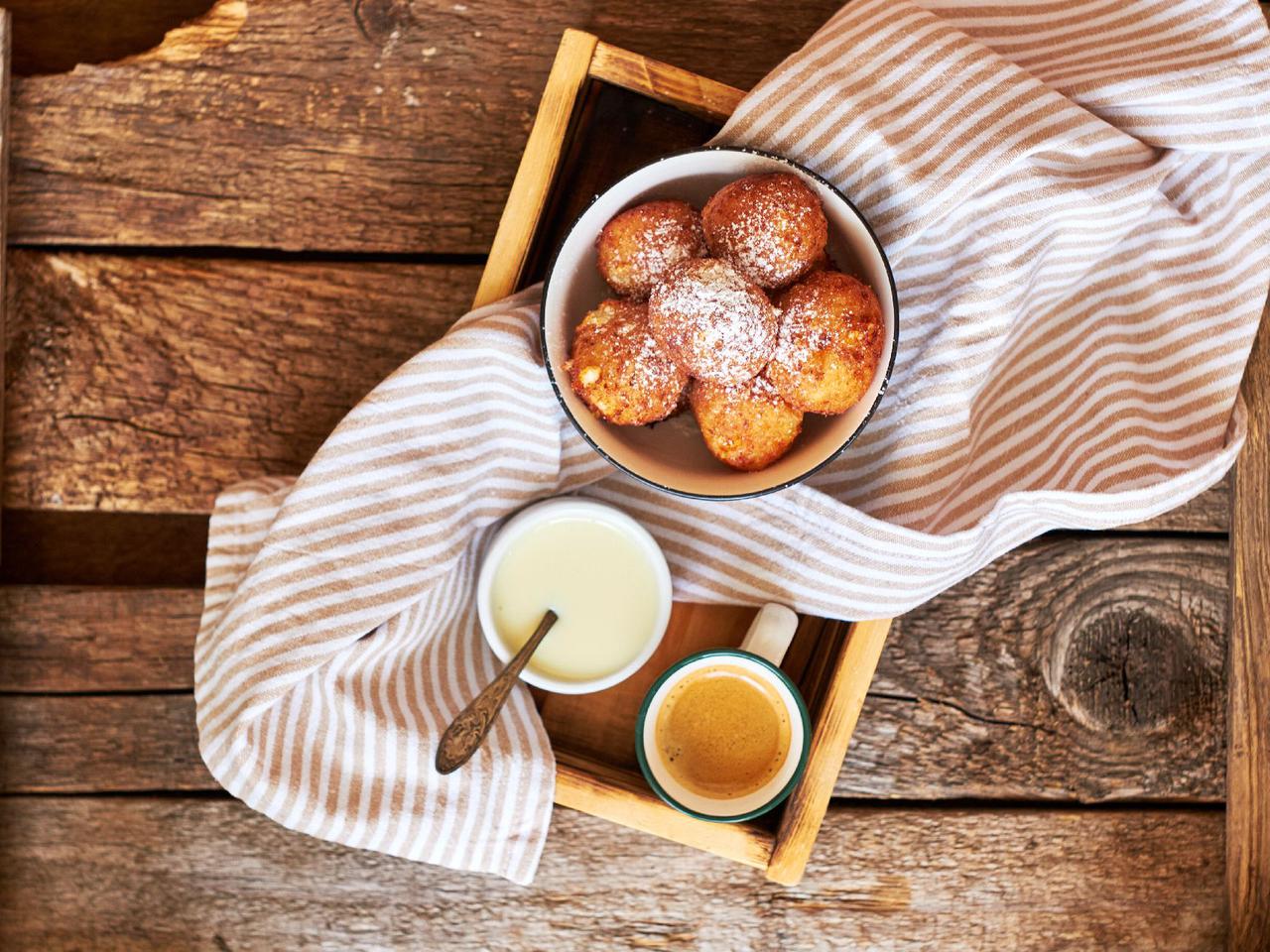 Pączki serowe w 5 minut: przepis na pączki z serka homogenizowanego