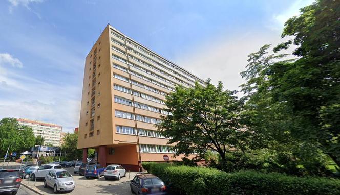 Najdłuższy budynek mieszkalny we Wrocławiu. "Mrówkowiec" ma ponad 230 metrów! 