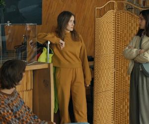 Barwy szczęścia, odcinek 3153. Wiktor (Grzegorz Kestranek), Madzia (Natalia Sierzputowska), Natalia (Maria Dejmek)