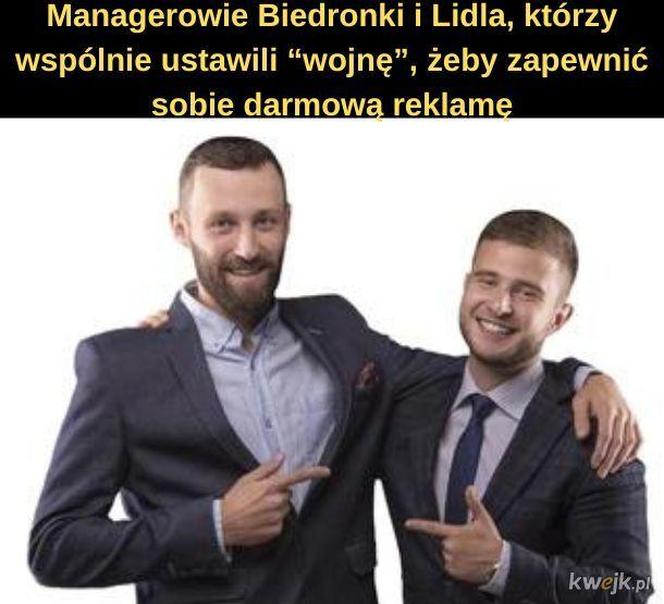 Zacięta walka Biedronki i Lidla trwa. Memy o dyskontach zalały internet. Pękniesz ze śmiechu!