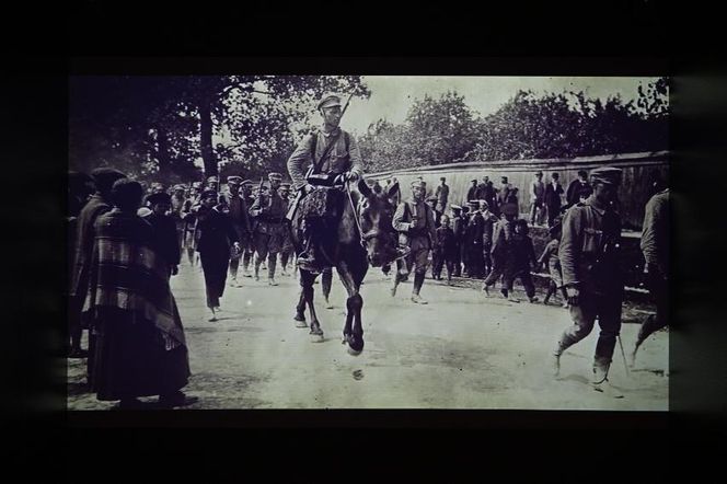 Muzeum Bitwy Warszawskiej. Pierwsze zdjęcia ze środka