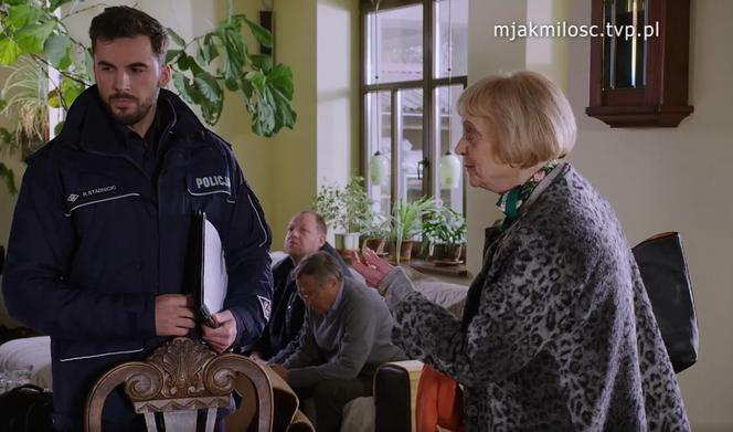 M jak miłość, odcinek 1728: Kisielowa (Małgorzata Rożniatowska), Modry (Stefan Friedmann), Tadeusz (Bartłomiej Nowosielski), Rafał Stadnicki (Jakub Kucner)