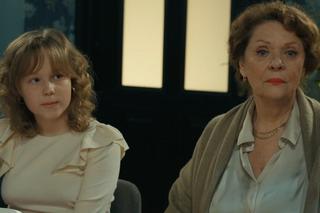 	Barwy szczęścia odc. 3019. Emilka (Jessica Frankiewicz), Józefina (Elżbieta Jarosik)