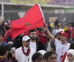 Wielka zadyma przed Maroko - Portugalia. Są informacje o rannych, dantejskie sceny przed ćwierćfinałem mundialu