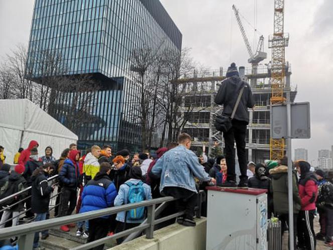 IEM 2020 Katowcie. SETKI osób pod Spodkiem! PROTEST przeciwko decyzji wojewody!