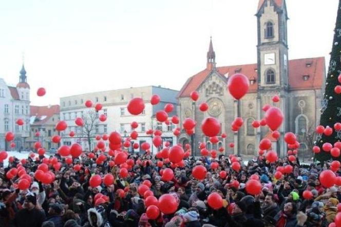 WOŚP 2024 w Tarnowskich Górach. Na rynku mieszkańcy utworzą wielkie serce