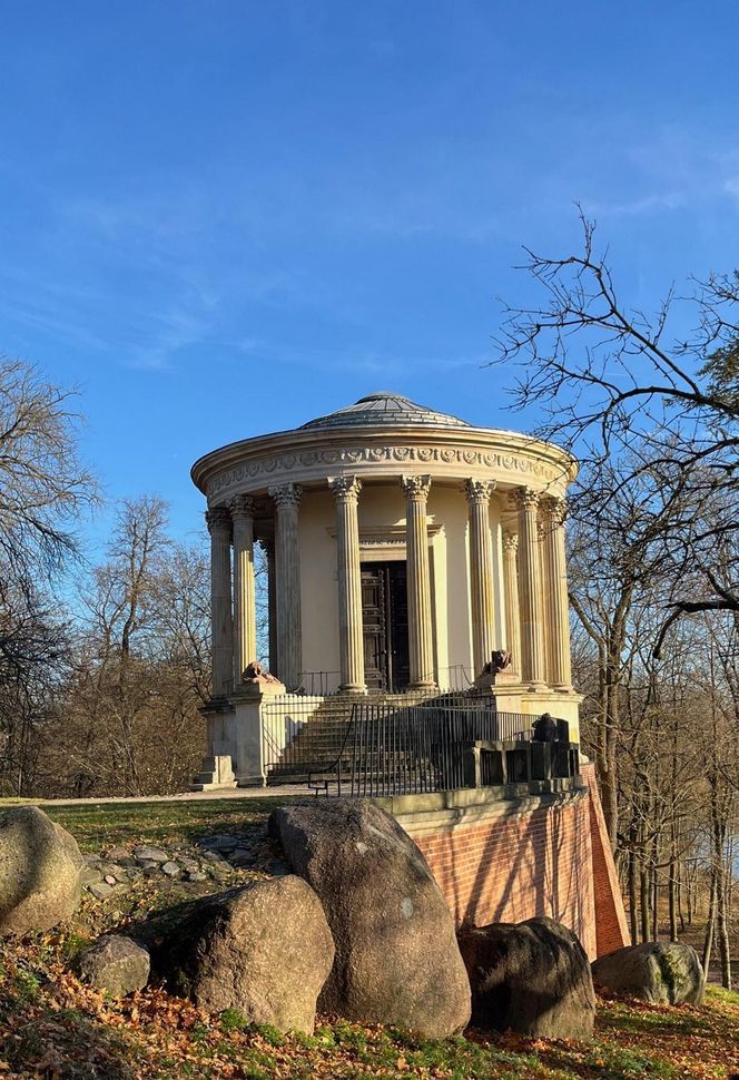Puławy. Miasto nad Wisłą zwane "polskimi Atenami"