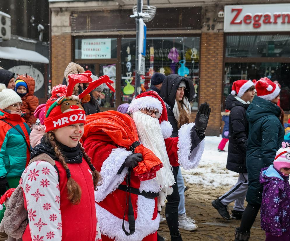 Parada Mikołajów i Mikołajek w Chorzowie ZDJĘCIA