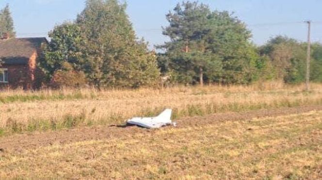 Szczątki siedmiu dronów oraz szczątki pocisku