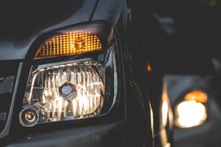 Kierowco! Bezpłatnie sprawdzą ustawienie świateł w twoim aucie. Gdzie masz się udać?