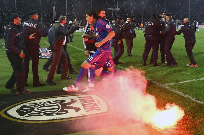 Zamieszki podczas meczu PAOK - Olympiakos