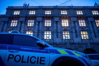 Czechy: masakra ludzi w Pradze